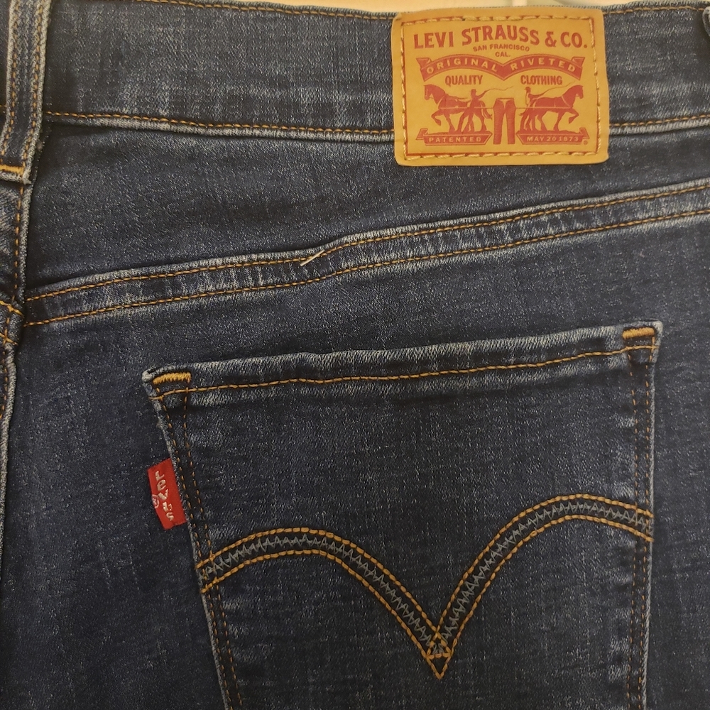 Levi's Red tag straight leg ladies jeans size 10